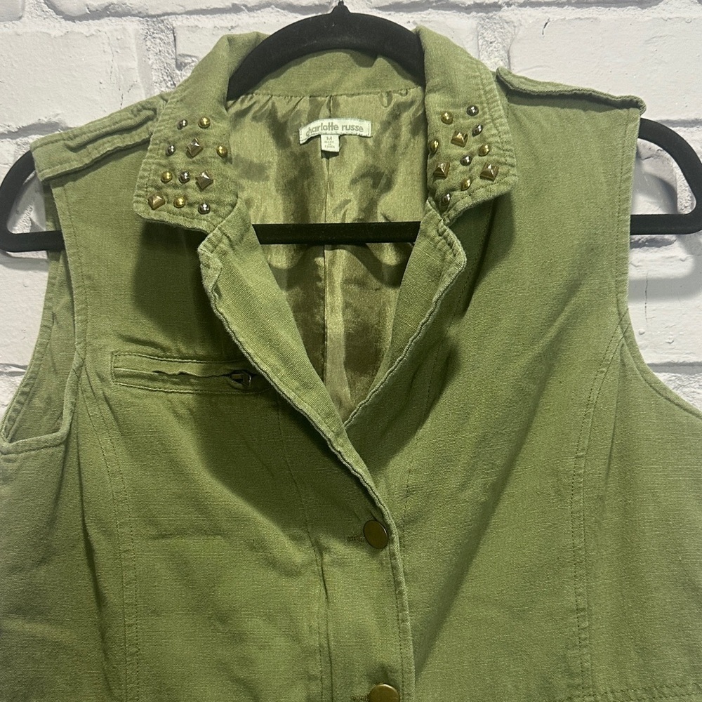 Charlotte Russe Khaki Green Vest with Studded Collar size M - Picture 4 of 7